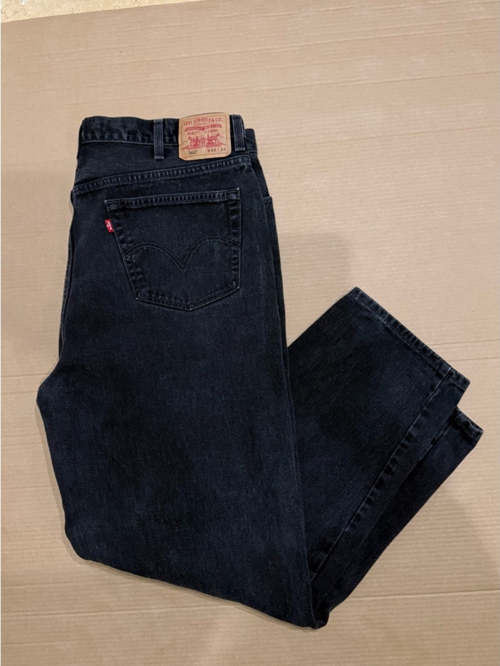 Vintage Levis 560 Jeans Mens 44x34 Black Denim Loose Fit Tapered Leg Made In USA